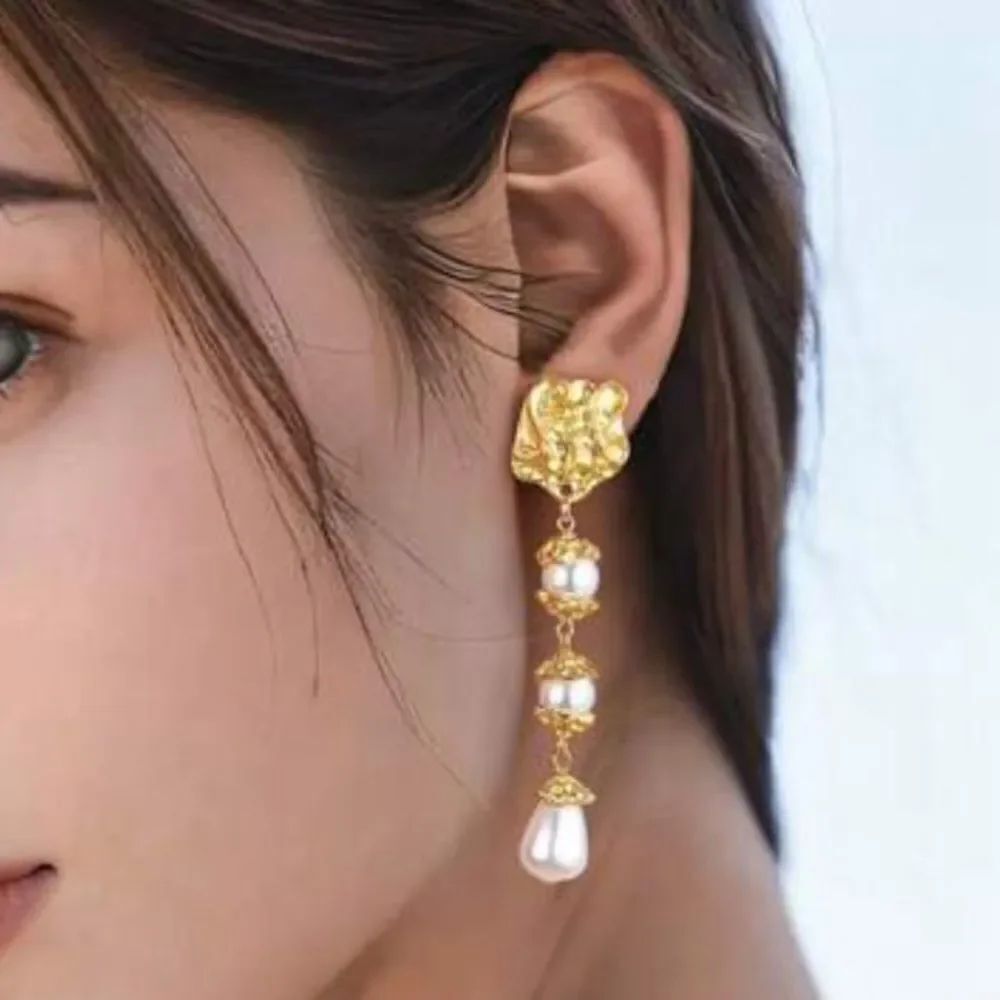 Pearl drop earrings #872